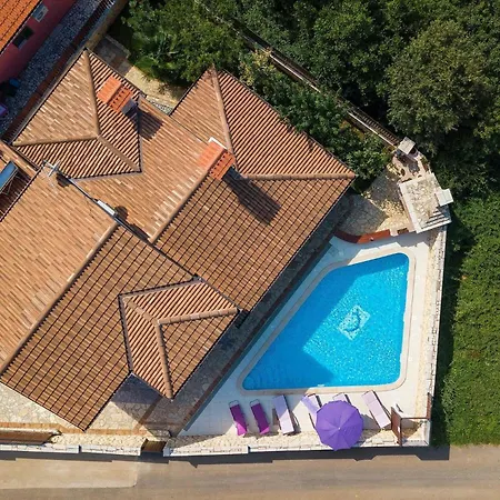 Holiday home Family